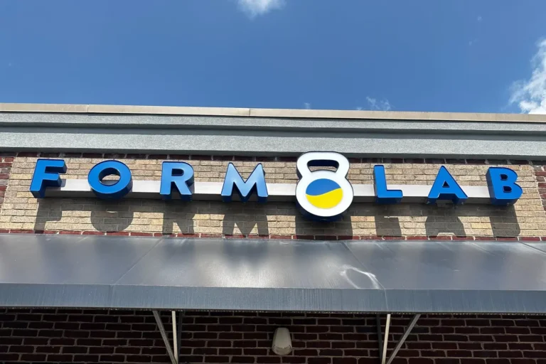 A form labs sign.